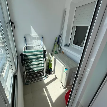 Service Lazaro - Aguamarina 65 * Κάλπε