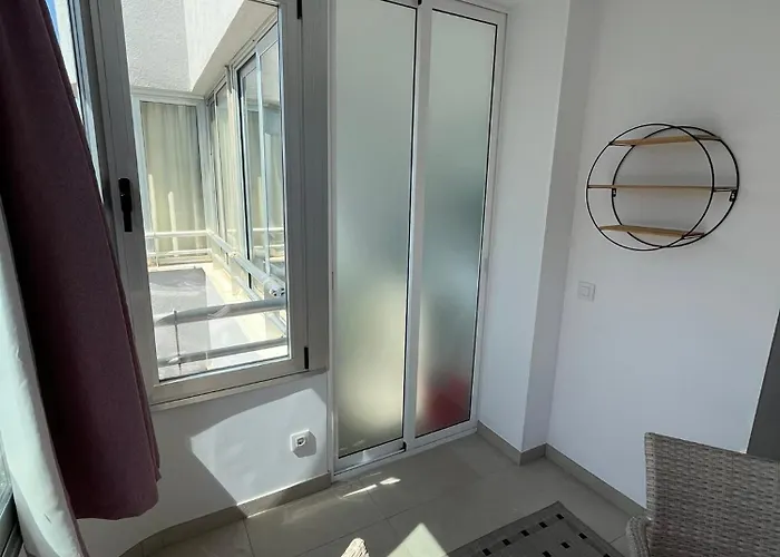 Service Lazaro - Aguamarina 65 Apartmán